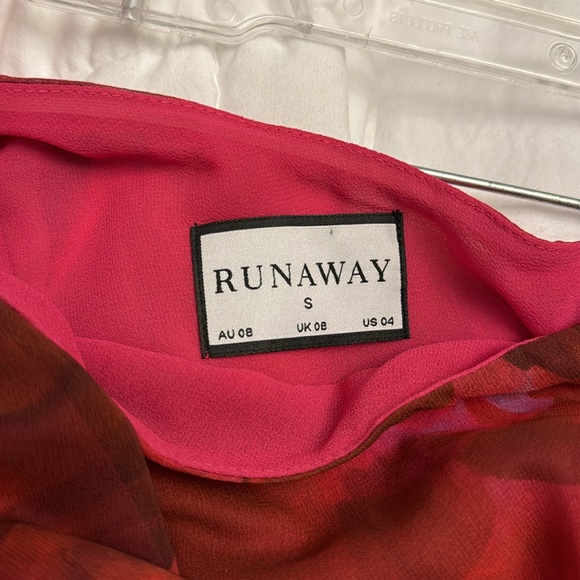 RUNAWAY the Label Calista Mini Dress Pink - Picture 4 of 4